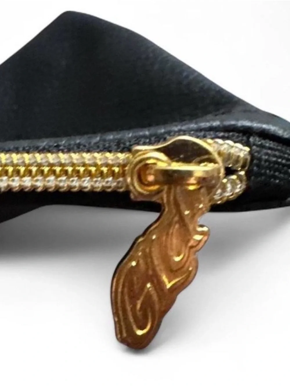 GLD Black Leather Zip Gift Pouch/Coin Purse Gold Logo Jewelry Holder Baddie